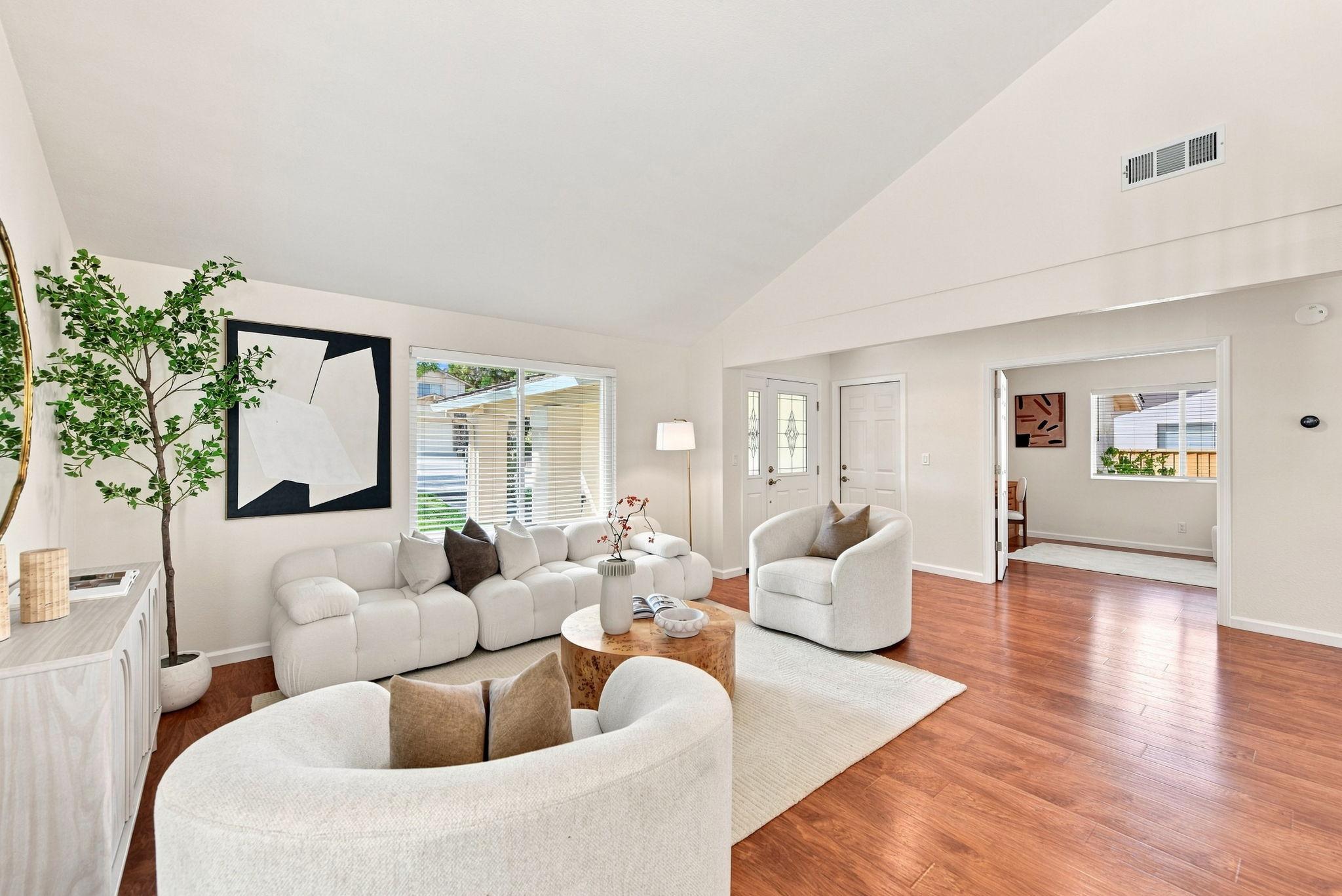 774 Iroquois Way — photo 4 of 30